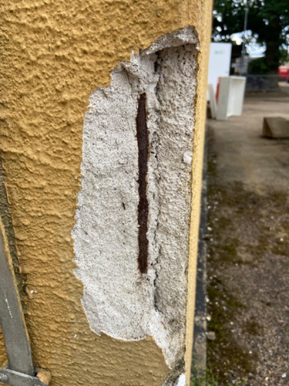 Queen Elizabeth Hospital corrosion